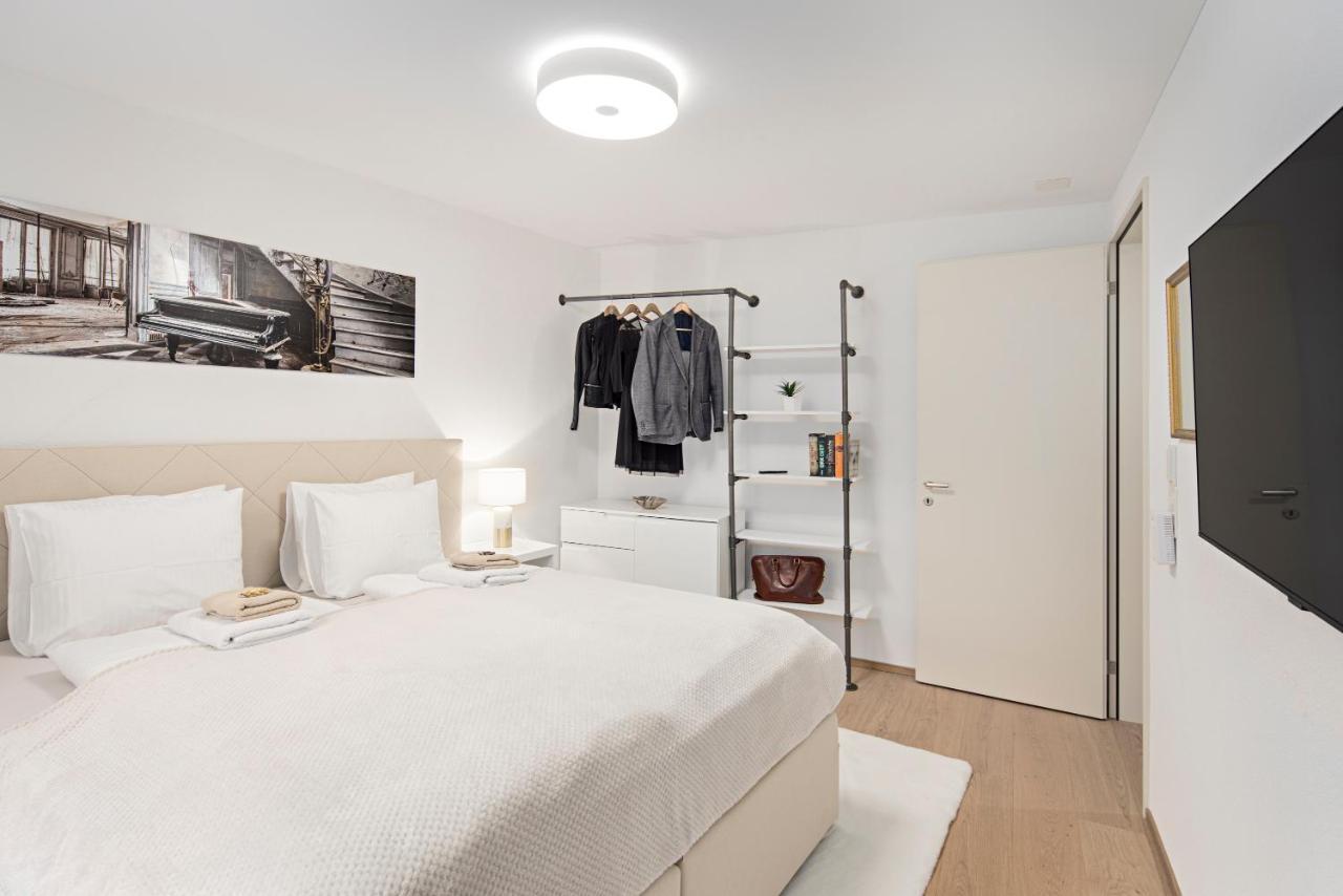 Eh Apartments Neptun Τσουρ Εξωτερικό φωτογραφία