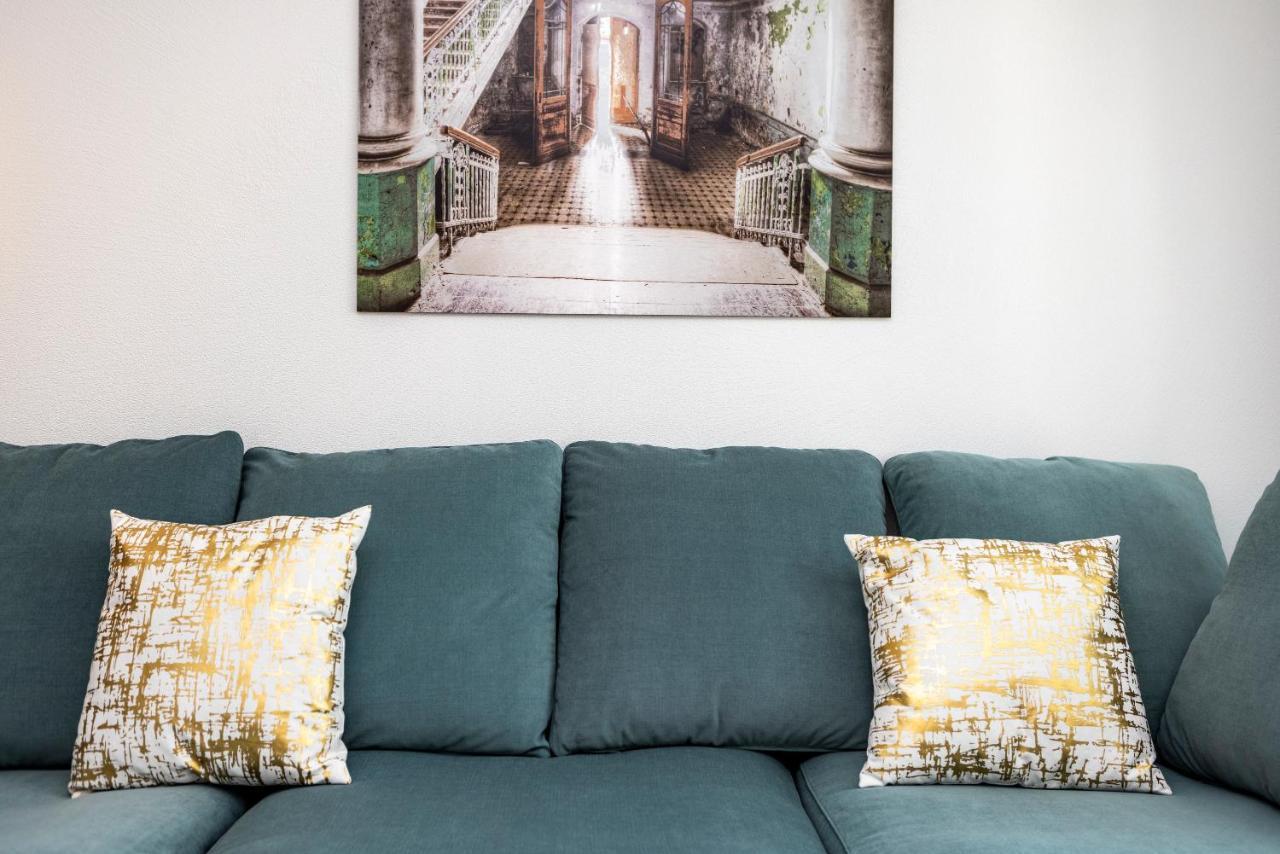 Eh Apartments Neptun Τσουρ Εξωτερικό φωτογραφία
