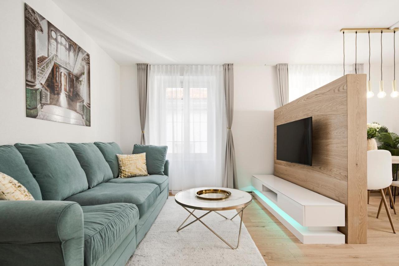 Eh Apartments Neptun Τσουρ Εξωτερικό φωτογραφία